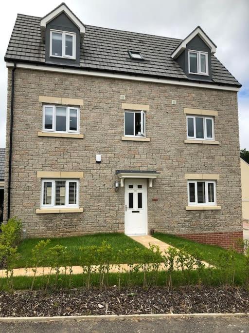 4 Bedroom Luxurious Detached Home Liskeard Eksteriør bilde